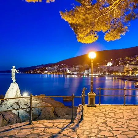 Apartment Pearl Opatija